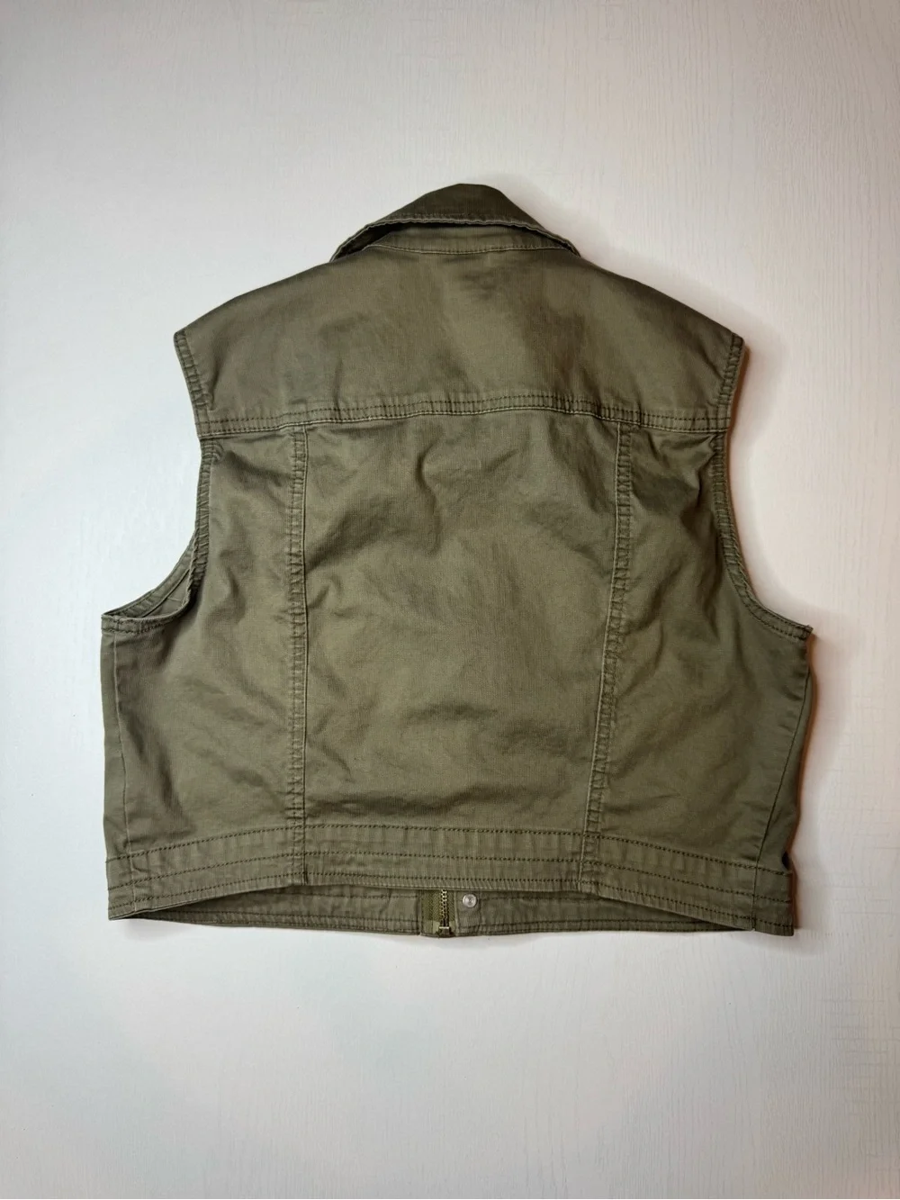 Arizona Jean Company Juniors Olive Green Utility Vest